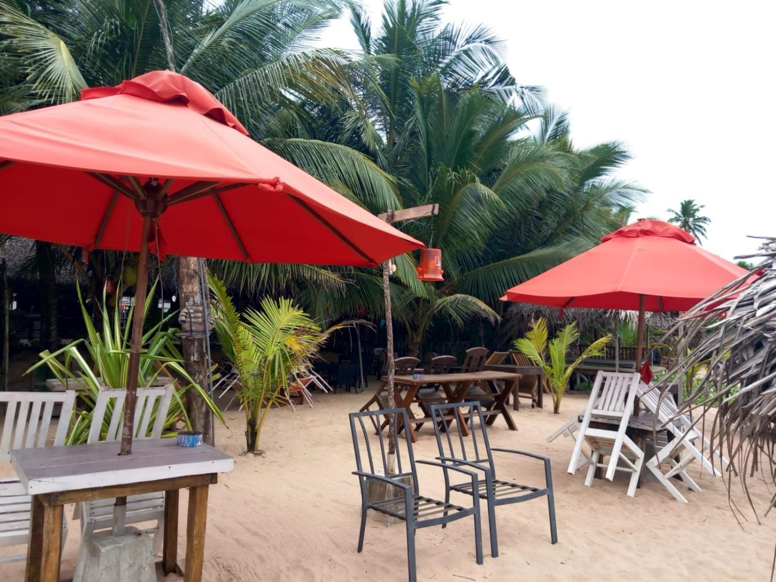 Blue Horizon Beach Hotel Tangalle Exterior photo